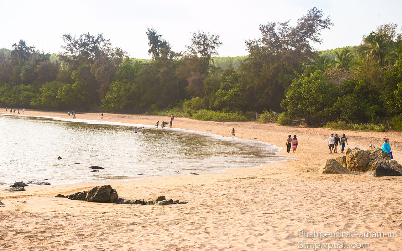 gokarna-beachside-pics-india